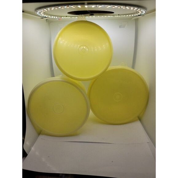 Tupperware Vintage Yellow Nesting Set of Three - Picture 4 of 6